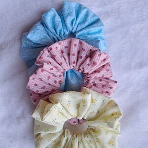 Floral Scrunchie Set - Blue, Pink, Yellow